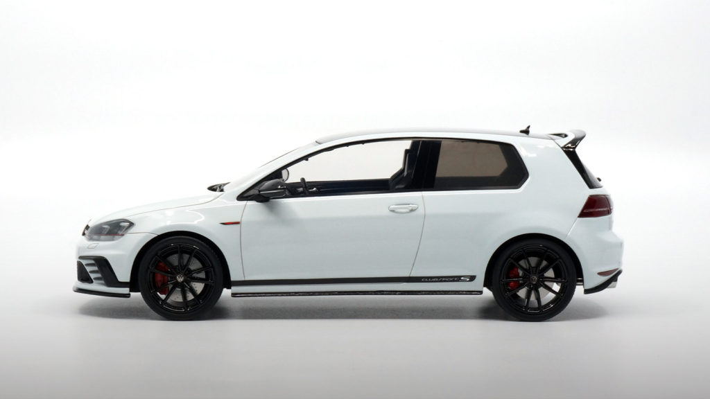DNA Collectibles Volkswagen Golf GTI Clubsport S 1:18