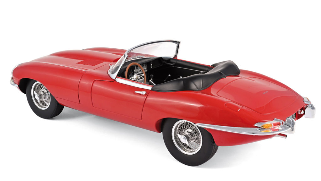 NOREV 1962 JAGUAR E-TYPE CABRIOLET 1:12 REAR VIEW