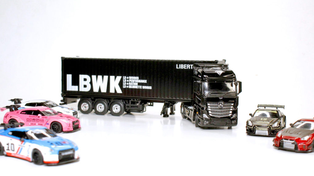 MINI GT Mercedes-Benz Actros With 40 Ft Container "LBWK"
